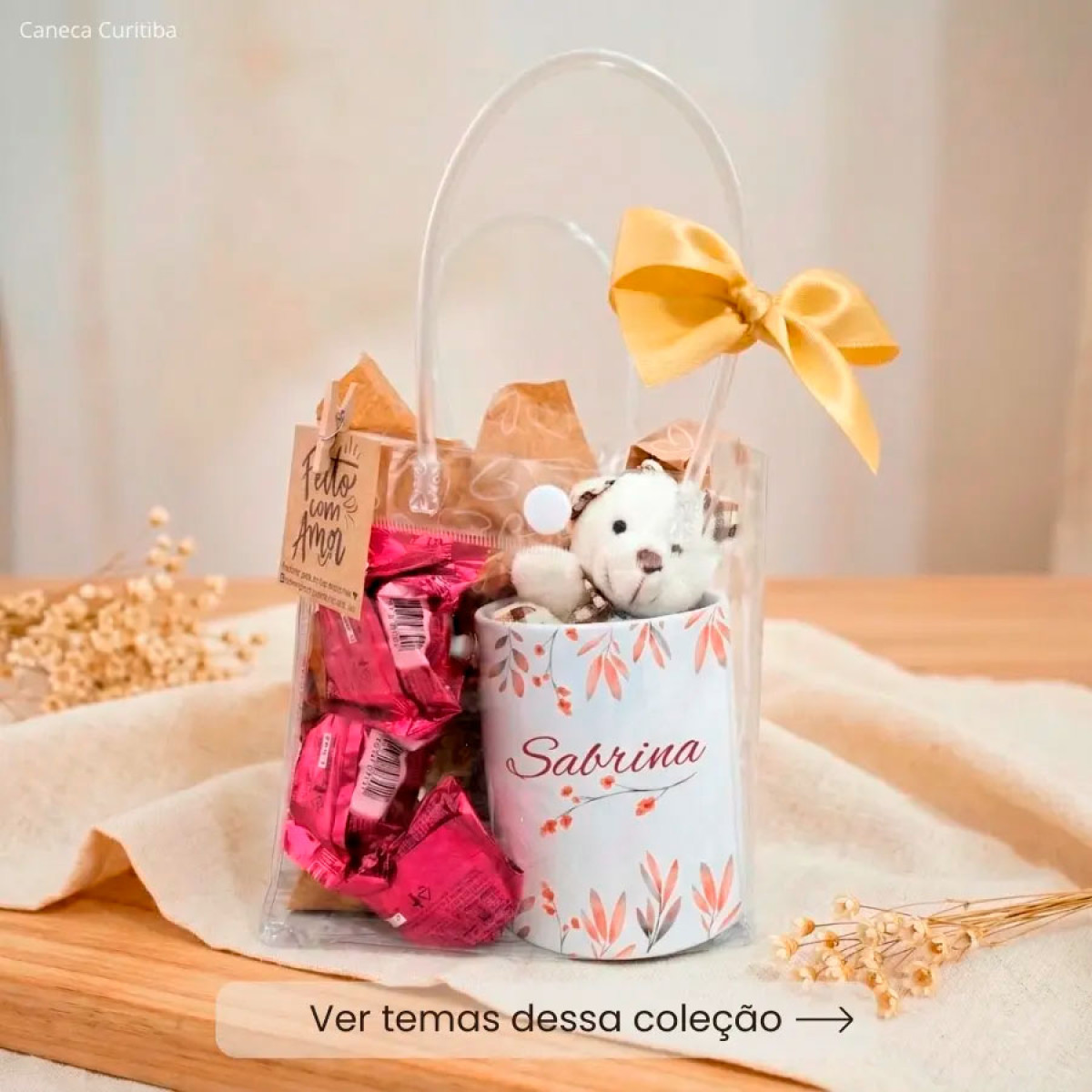 Kit Presente Aniversário Caneca, Ursinho e Bombons em Sacola PVC